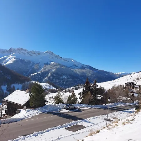 Les Airelles 33 Rue Du Pas Du Chai, En Queyras Classe 3 Etoiles Apartment